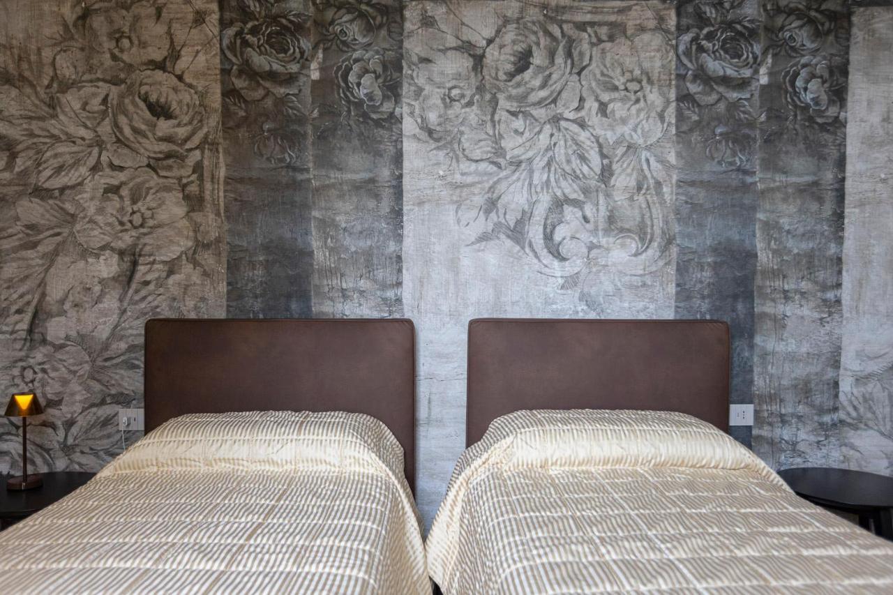 Eremus Relais Aparthotel Lonato Bagian luar foto