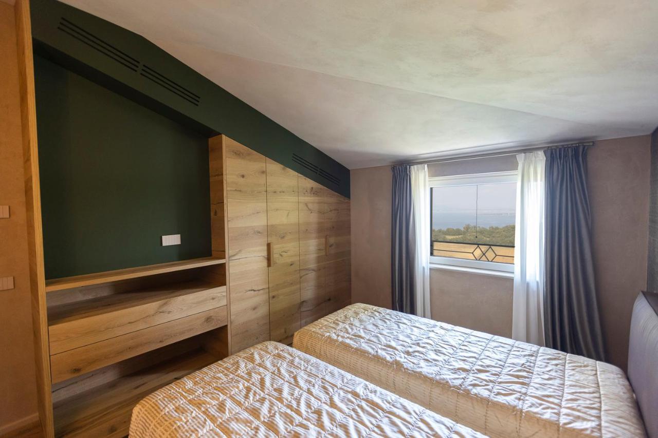 Eremus Relais Aparthotel Lonato Bagian luar foto