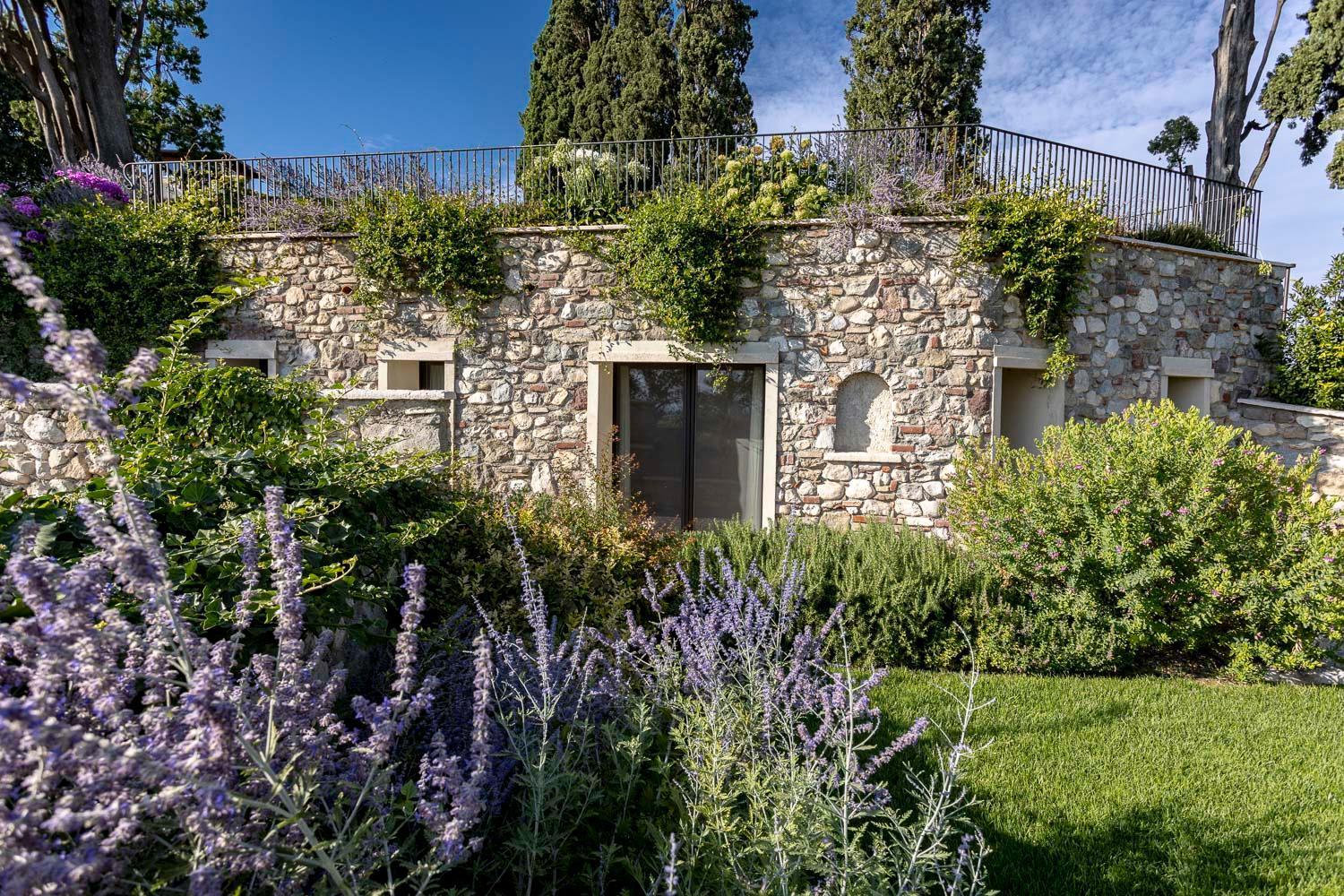 Eremus Relais Aparthotel Lonato Bagian luar foto