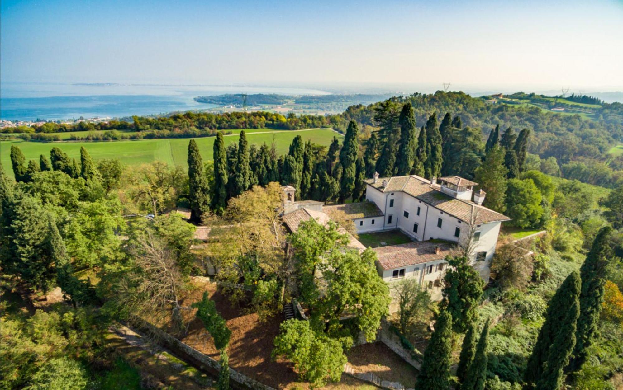 Eremus Relais Aparthotel Lonato Bagian luar foto